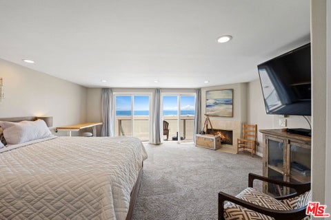 Tiny photo for 305 Ocean Drive, Oxnard, CA 93035 (MLS # 26865693)