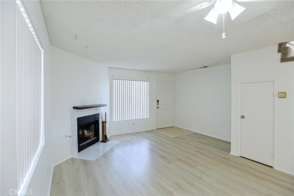 290 Victoria Street 29 (F8)