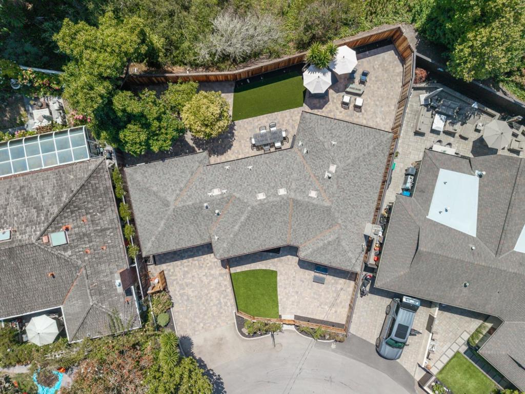 420 Pilgrim Drive