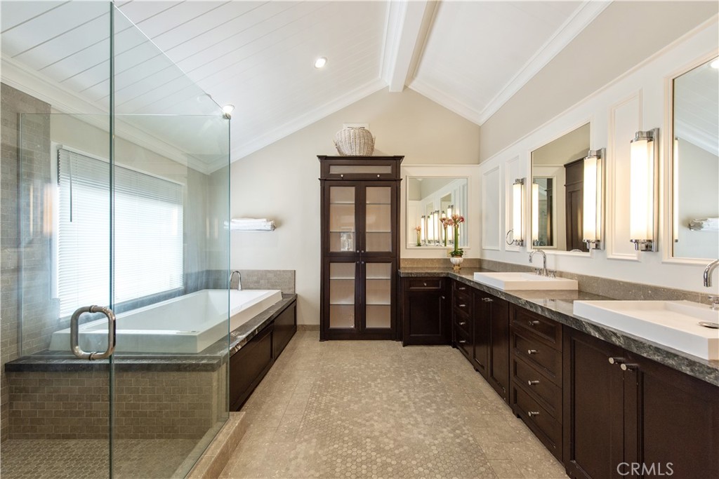 Crest - Standard Pacific (CS) - Residential