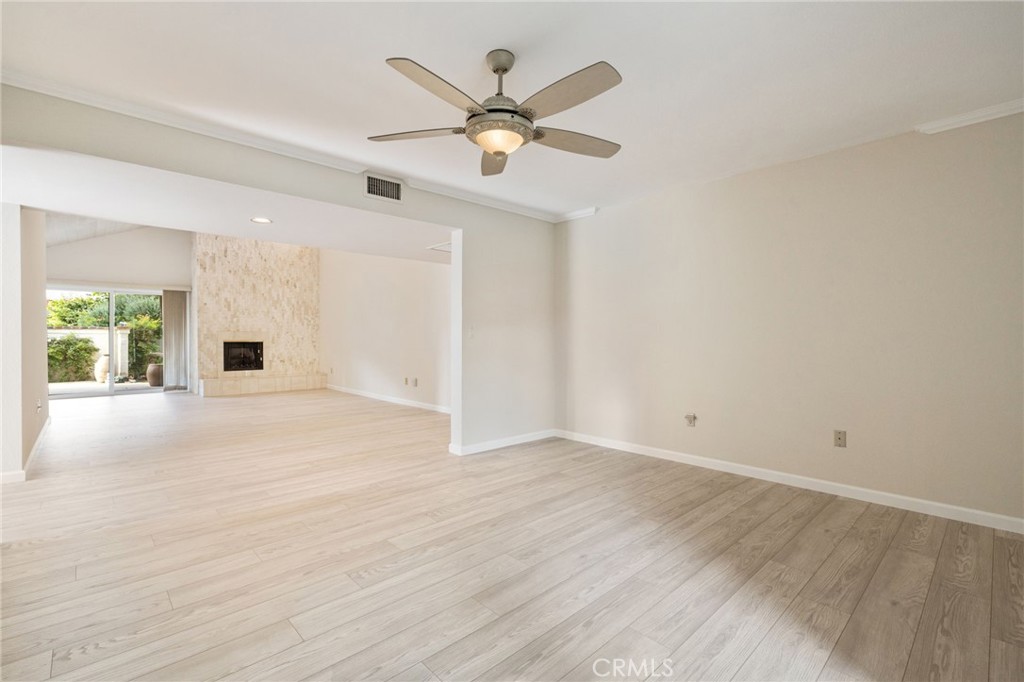 Canyon Granada (33420) - Residential