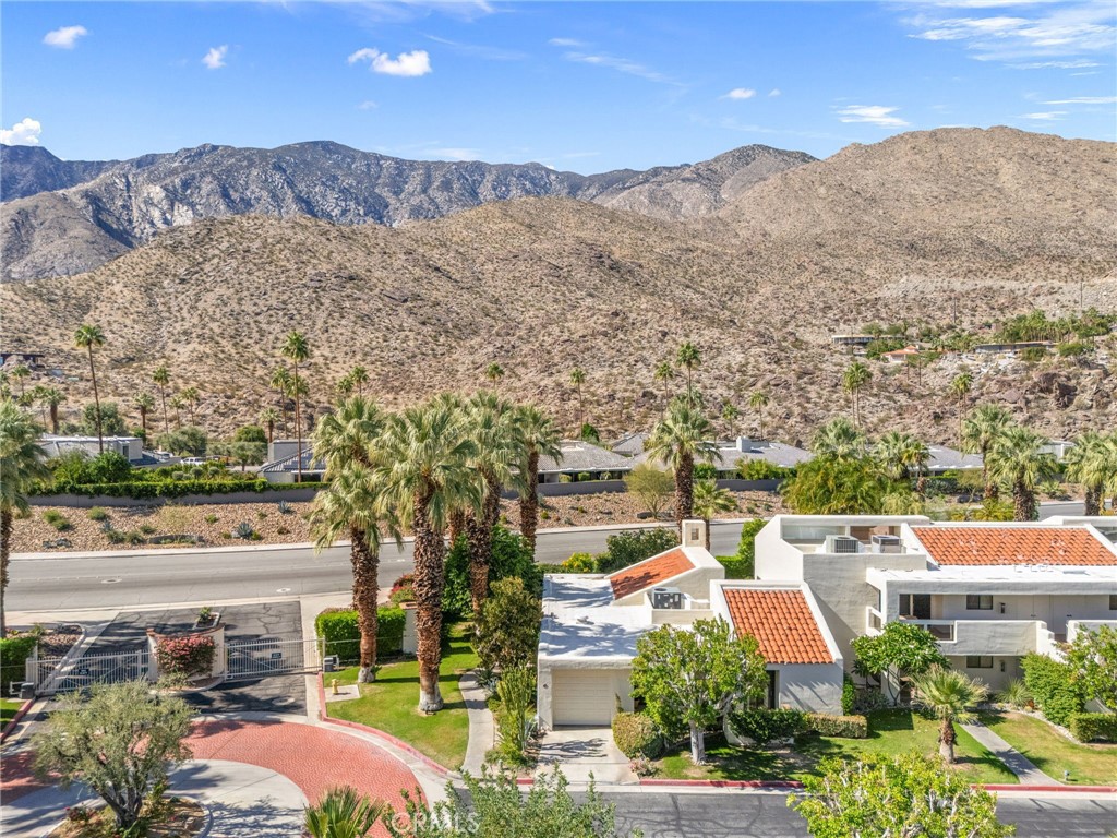 Canyon Granada (33420) - Residential