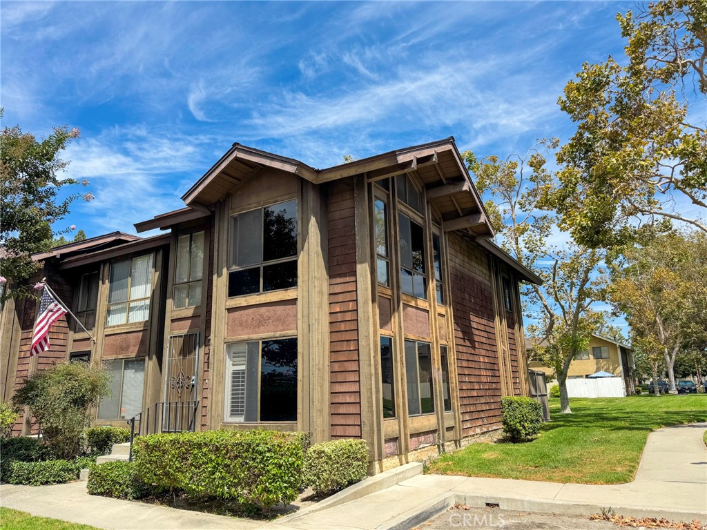 Welcome to this charming 2 bed, 2 bath, 1,224 sq. ft. Home, perfect for those seeking comfort and convenience. Spread across two stories, this home features 2 spacious bedrooms and 2 bathrooms. The open-concept living and dining area provides a welcoming space for relaxation and entertaining. Enjoy the convenience of an inside laundry area, making chores a breeze. also this home comes with a 2 CAR GARAGE. The community offers fantastic amenities, including a sparkling pool and a soothing spa, perfect for unwinding after a long day. This townhome is ideal for anyone looking for a cozy, low-maintenance lifestyle with great community features. **Leased Land Cash Only**