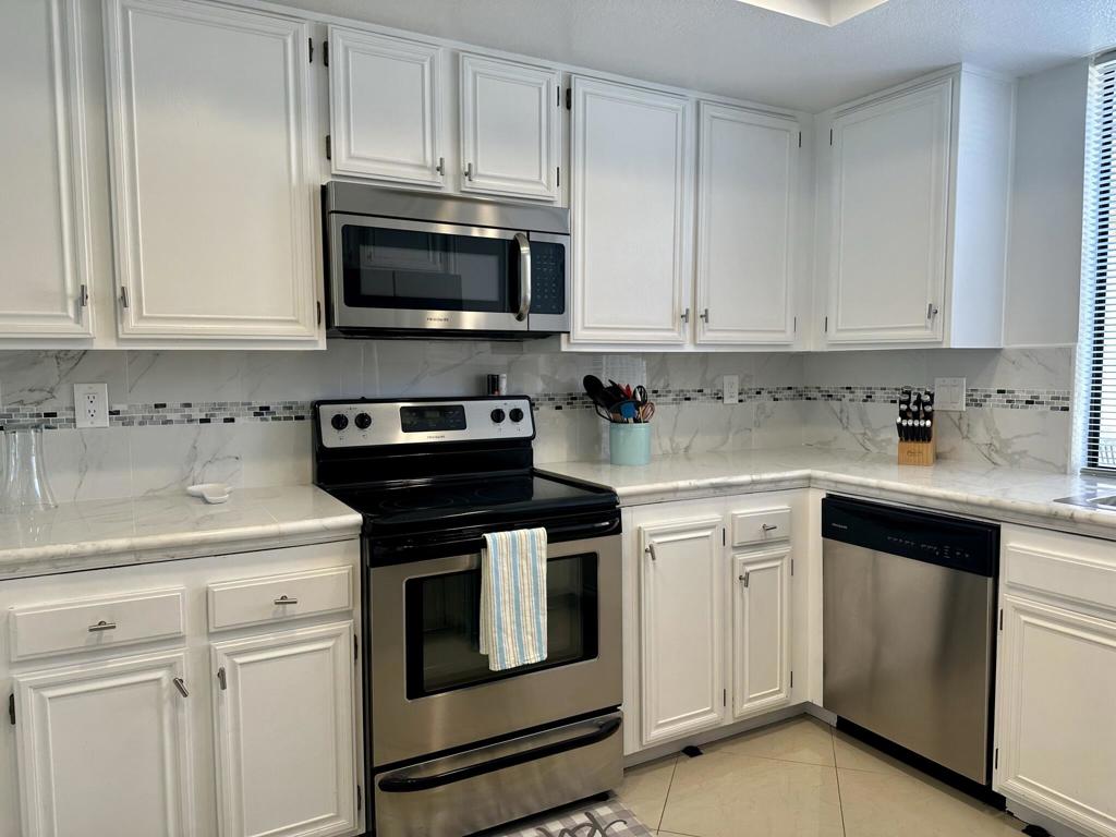 281 Tolosa Circle