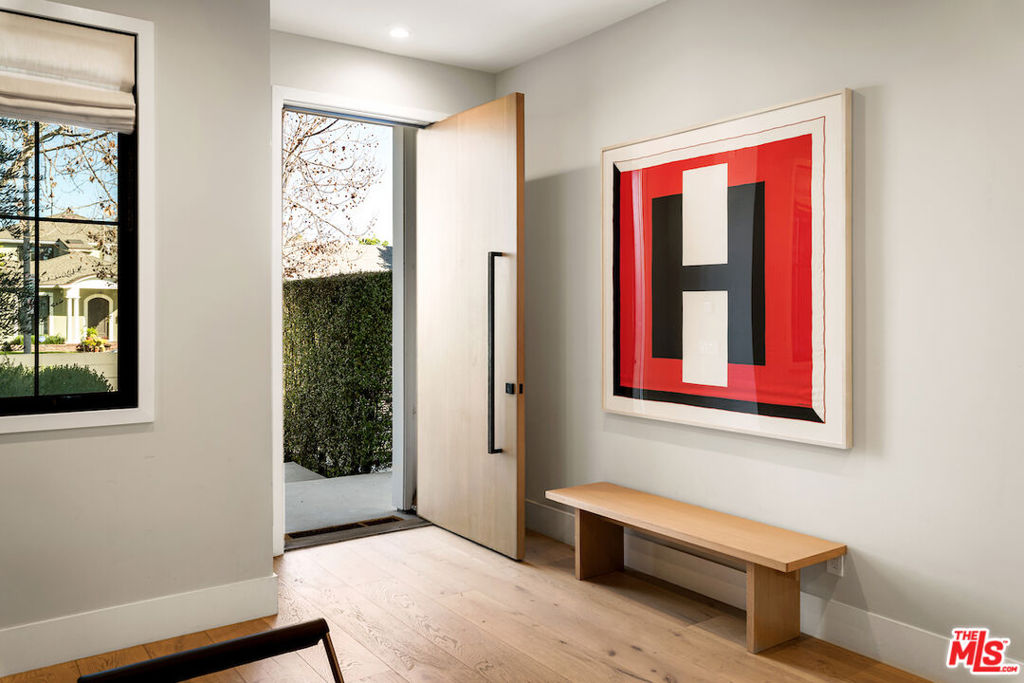 831 N Spaulding Avenue