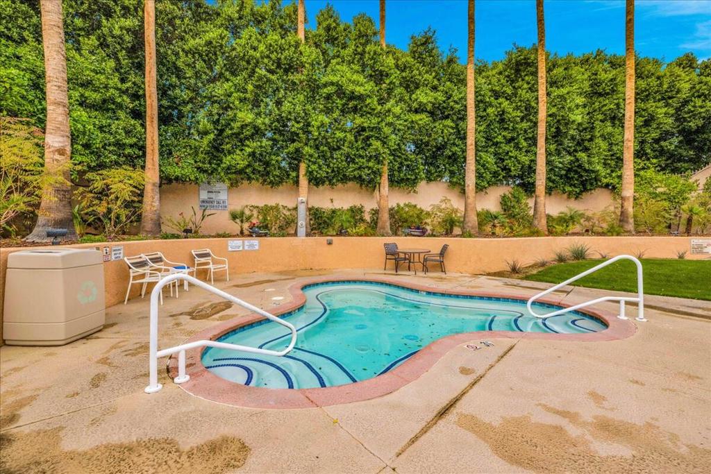 Desert Sun Resort - Residential