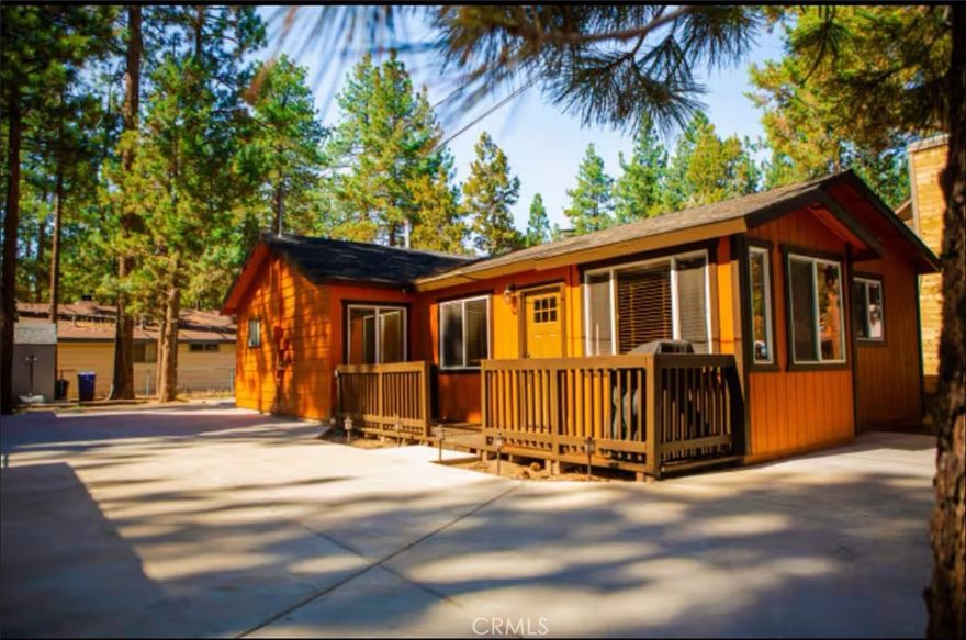 Welcome to your perfect Big Bear escape!This charming and inviting cabin offers 2 bedrooms and 2 bathrooms, thoughtfully designed to provide comfort, space, and a warm mountain vibe. The guest bedroom is generously sized and can easily accommodate two twin beds, making it ideal for family, friends, or weekend getaways.
Step outside and unwind under the stars in the beautifully updated jacuzzi, complete with a freshly painted deck that creates the perfect ambiance for relaxation. Inside, the home features a fully equipped kitchen with stainless steel appliances, a prep island, and granite countertops—great for cooking, entertaining, or hosting.
The property also offers ample gated parking, plus wonderful outdoor dining opportunities whether you prefer the front deck or the private backyard.
Located just minutes from the lake, Big Bear Snow Play, the zoo, skiing/snowboarding resorts, and the Village, this home is ideally situated for year-round enjoyment. With its layout and location, it may offer excellent potential as a short-term or vacation rental getaway (buyer to verify).
Don’t miss out on this fantastic mountain retreat!