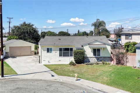 20841 Horst Avenue Lakewood CA 90715