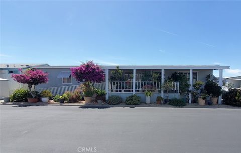 Photo of 15300 Magnolia St #109, Westminster, CA 92683 (MLS # PW26079508)