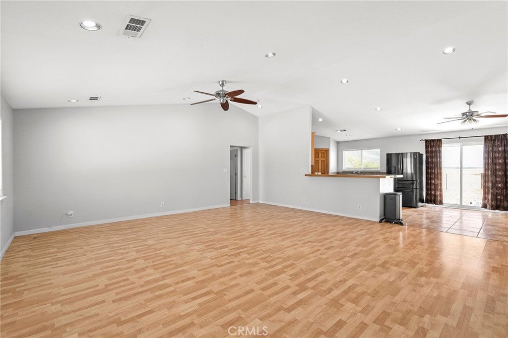 24661 Rowland Ln