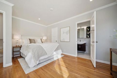 Tiny photo for 38 Wilshire Avenue, Daly City, CA 94015 (MLS # ML82037613)