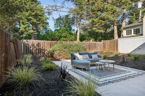 Tiny photo for 38 Wilshire Avenue, Daly City, CA 94015 (MLS # ML82037613)