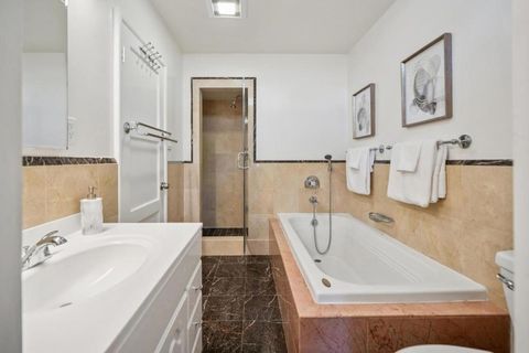 Tiny photo for 38 Wilshire Avenue, Daly City, CA 94015 (MLS # ML82037613)