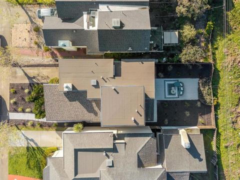 Tiny photo for 38 Wilshire Avenue, Daly City, CA 94015 (MLS # ML82037613)