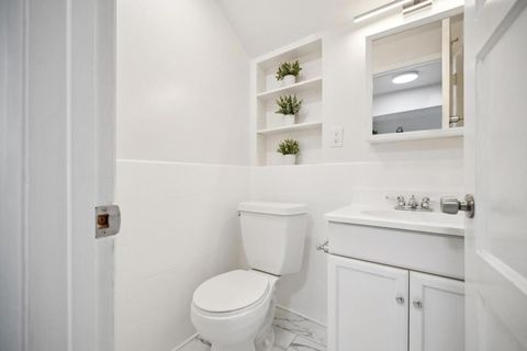 Tiny photo for 38 Wilshire Avenue, Daly City, CA 94015 (MLS # ML82037613)