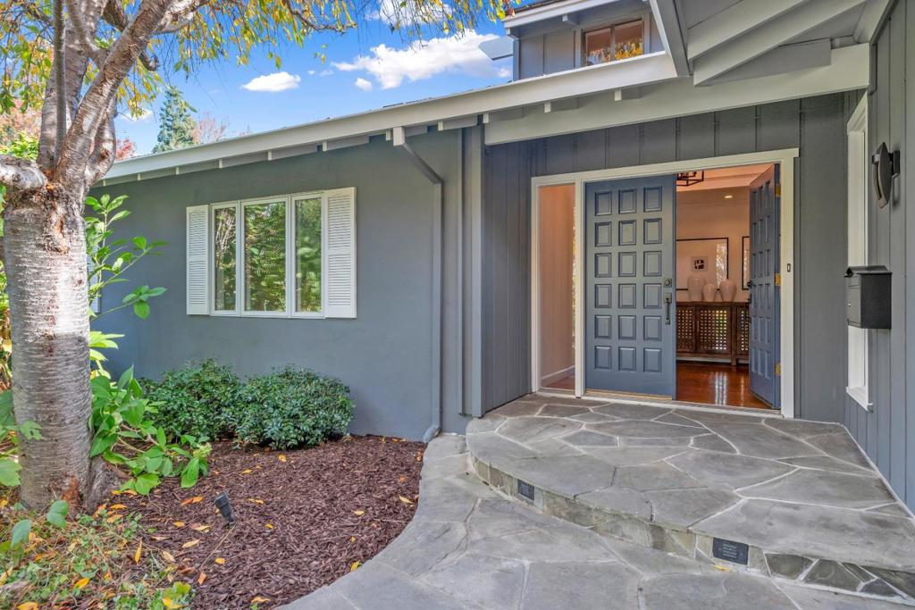 1360 Hillview Drive