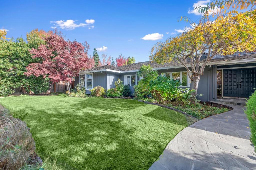 1360 Hillview Drive