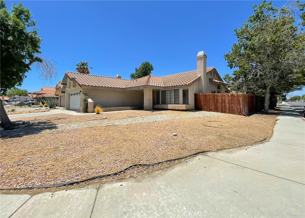 37543 Royal Court