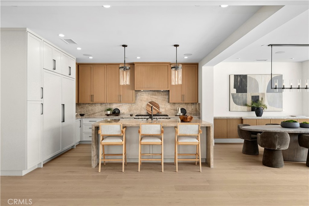 Corona del Mar North of PCH (CNHW) - Residential