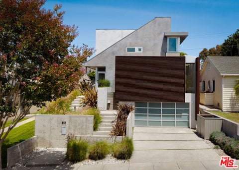 Photo of 628 Penn Street, El Segundo, CA 90245 (MLS # 26833869)