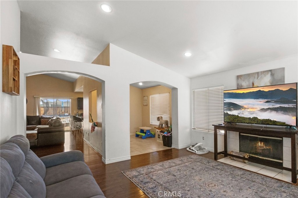 15460 Guava Way