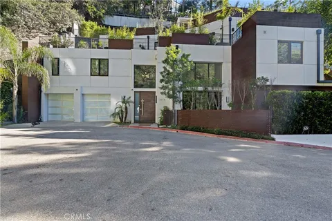 1414 Dawnridge Drive, Beverly Hills, CA 90210 - MLS#: SR26014643