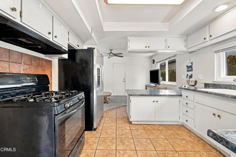 Tiny photo for 5404 Lafayette Street, Ventura, CA 93003 (MLS # V1-39166)