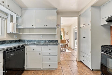 Tiny photo for 5404 Lafayette Street, Ventura, CA 93003 (MLS # V1-39166)