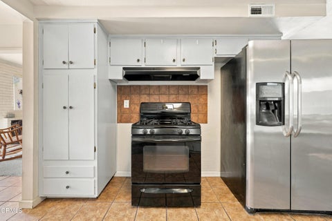 Tiny photo for 5404 Lafayette Street, Ventura, CA 93003 (MLS # V1-39166)