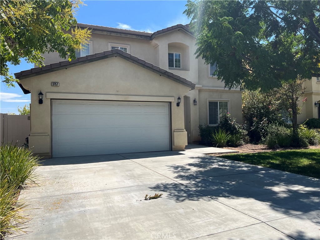 Beautiful home built in 2012 in the highly sought after of Eagle Glen in south Corona. This spacious 2,555 sq.ft home features living room, separate family room with fireplace, and open kitchen with granite counters, center island, walk-in pantry, cherry wood cabinets, 5 bedrooms and 3 baths. 1 bedroom and 1 bath downstairs. Tile floor in the entry way and living room, kitchen, laundry room and bathrooms. Large backyard with covered patio gives plenty of space for entertaining your family and friends. Upstairs laundry with walker and dryer hookups.
2-car attached garage. Close to shopping, restaurants and parks. Easy access to 15 freeway.