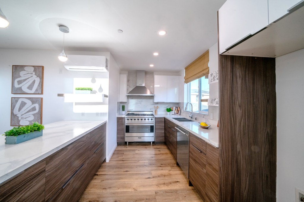 2306 Aviation Boulevard A