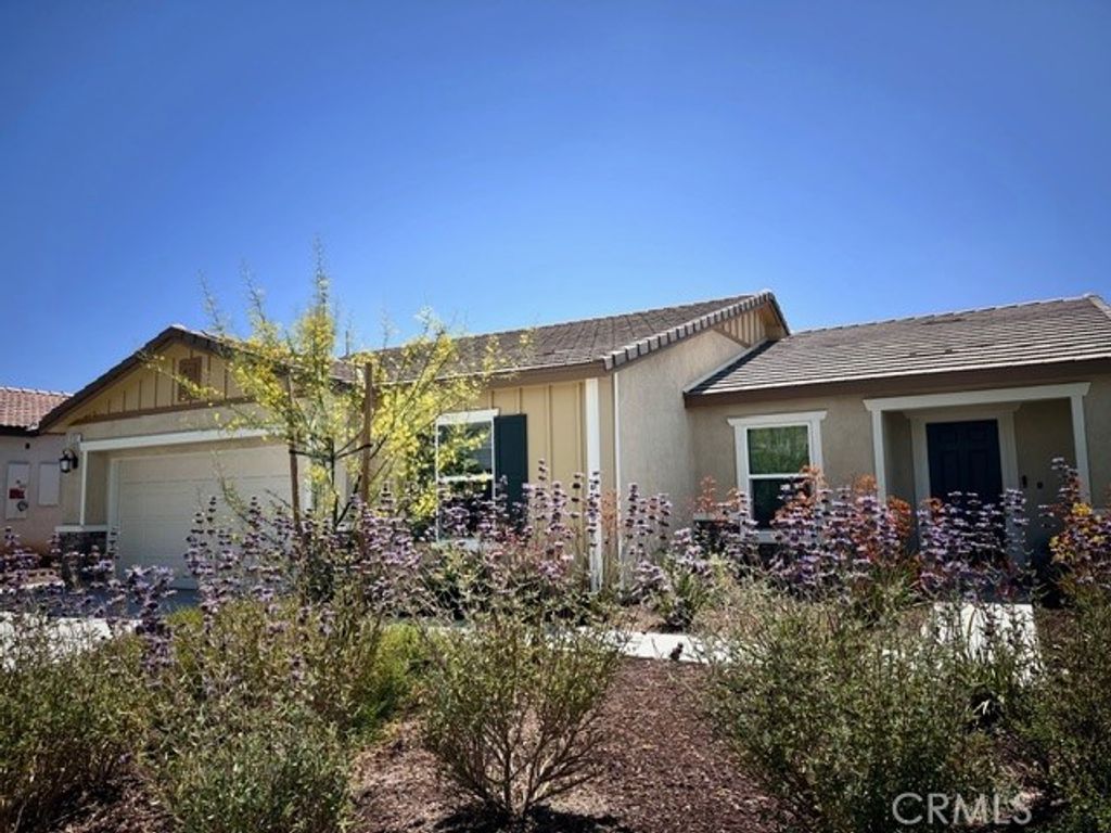 Photo of 3151 Stargazer Street, Hemet, CA 92543 (MLS # IG26012365)