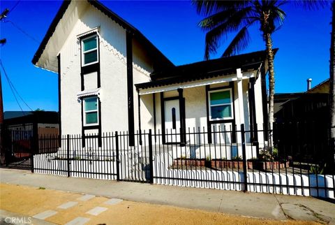 Photo of 125 E Alondra Blvd, Compton, CA 90220 (MLS # DW25249504)