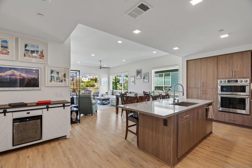 2450 Community Lane 14