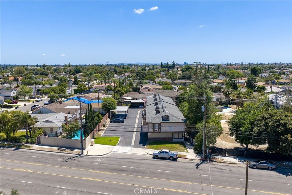 Photo of 1280 E La Palma Avenue, Anaheim, CA 92805 (MLS # OC26108858)