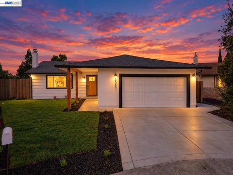 Photo of 2059 Tilden Ct CT, Fairfield, CA 94533 (MLS # 41152023)