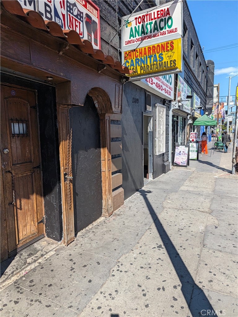 1303 S Vermont