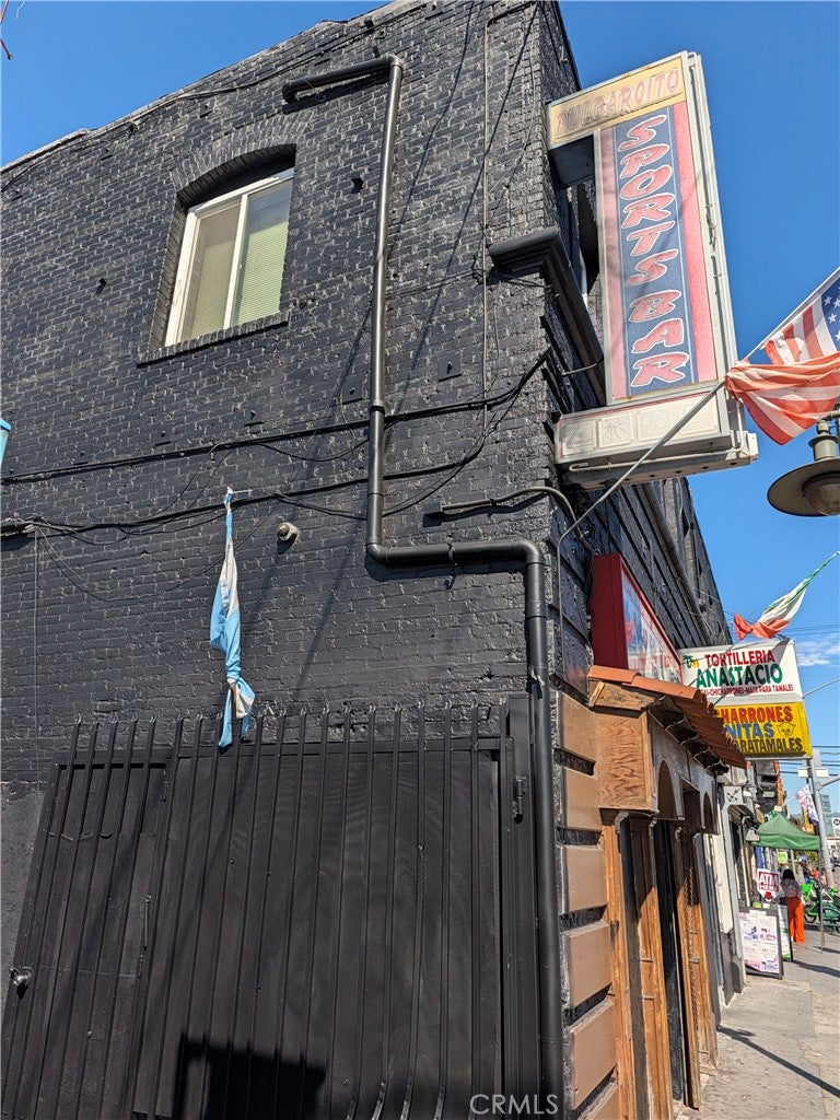 1303 S Vermont