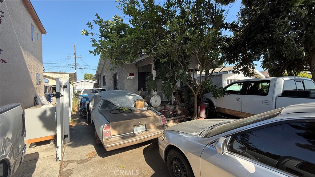 10218 Virginia Avenue