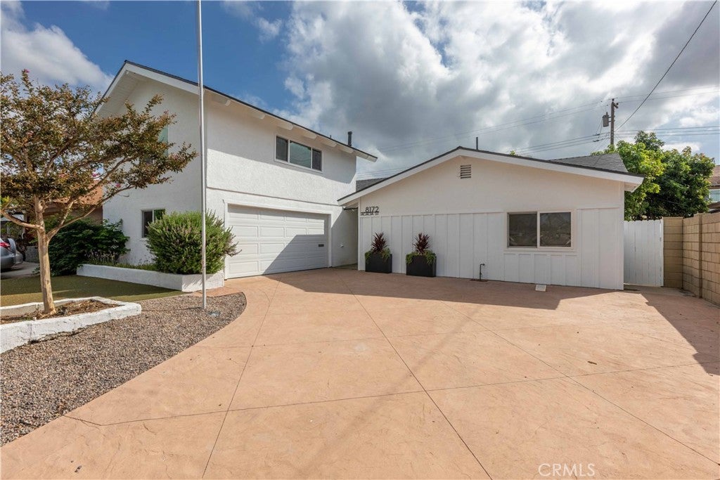 8172 Acacia Street