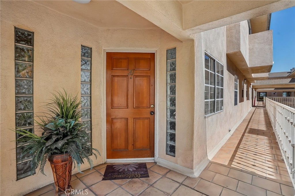 Photo of 321 W Queen Street #20, Inglewood, CA 90301 (MLS # SB26164361)