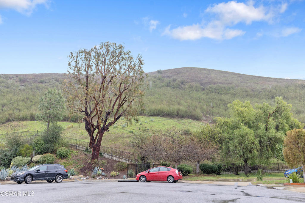 473 Summit Knoll Court