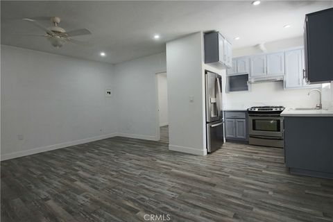 10441 Barnwall Bellflower CA 90706