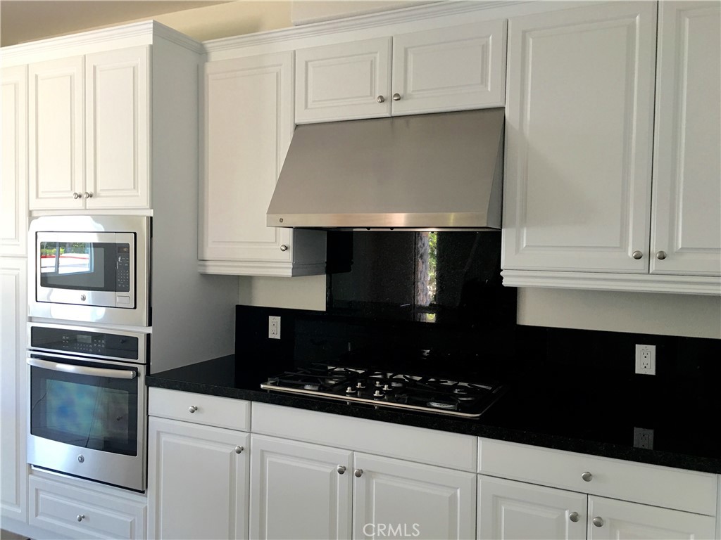 18084 Burke Lane