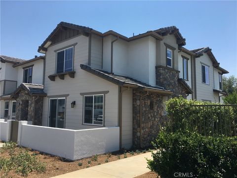 18084 Burke Lane Yorba Linda CA 92886