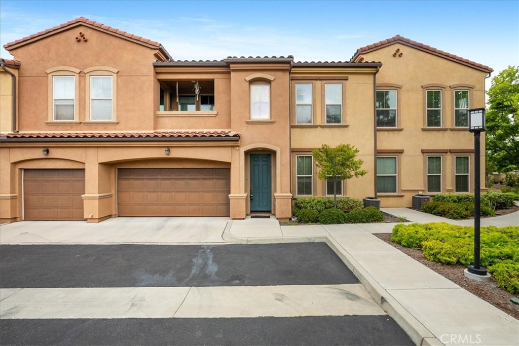 Turnkey Townhome with Scenic Views in Prime San Diego Location
Welcome to 11130 Taloncrest Way, Unit 14. A beautifully maintained townhome in a peaceful, well-kept community. Built in 2012, this turnkey 2-story home offers modern comfort, hilltop views, and an ideal balance of convenience and everyday family living.
Inside, you'll find a freshly painted interior, attached 2-car garage with ample storage, and a layout designed for practical living. The community has clean streets, lush landscaping, and a sparkling HOA-maintained pool for relaxing weekends.
Located within the top-rated Mira Mesa school district, this home is perfect for families. You're just a 10-minute drive from central Mira Mesa’s shops, restaurants, and entertainment, while also being minutes from scenic hiking trails and outdoor escapes.
Whether you're seeking access to top schools, nature, or urban conveniences, this home checks every box. Discover peaceful living with everything San Diego has to offer right at your doorstep.