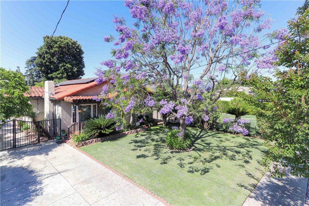 636 Royce Street