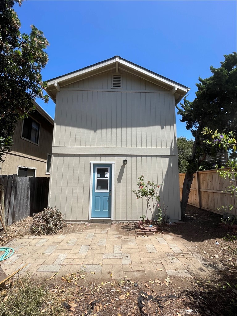 479 Henrietta Ave.