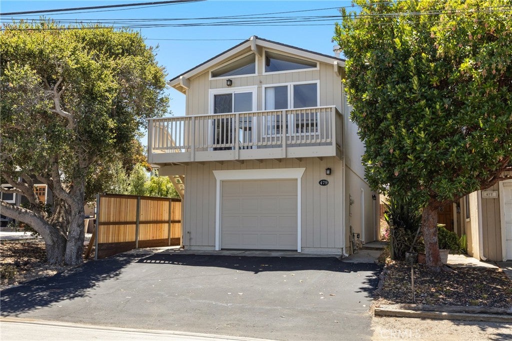 479 Henrietta Ave.