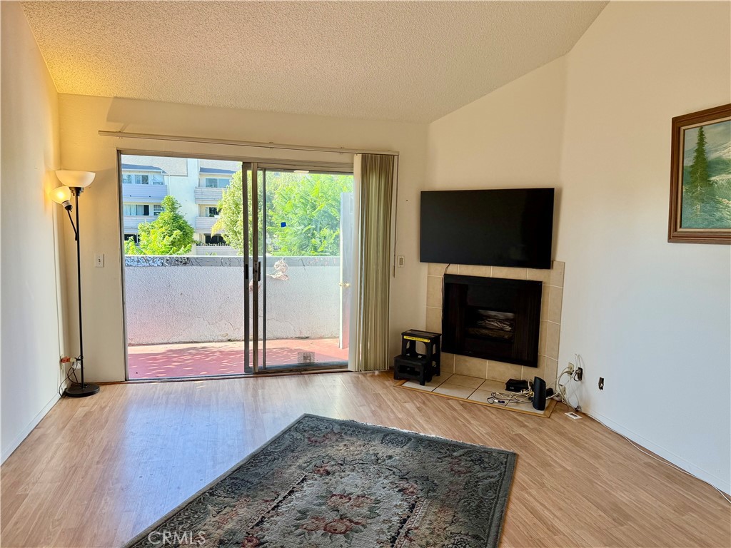 7640 Oso Avenue 316